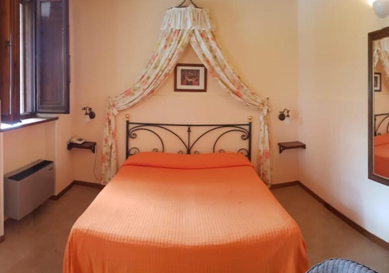 Il Colombaio Farm stay *